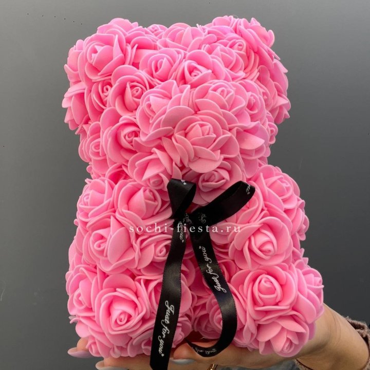 Игрушка медведь из розовых роз в Мурманске