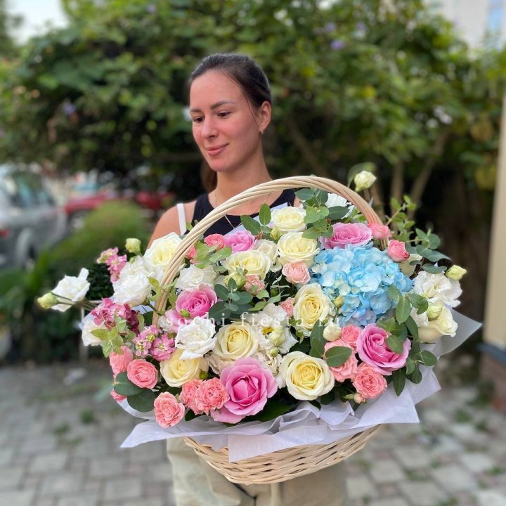 Цветочная корзина №2 в Мурманске