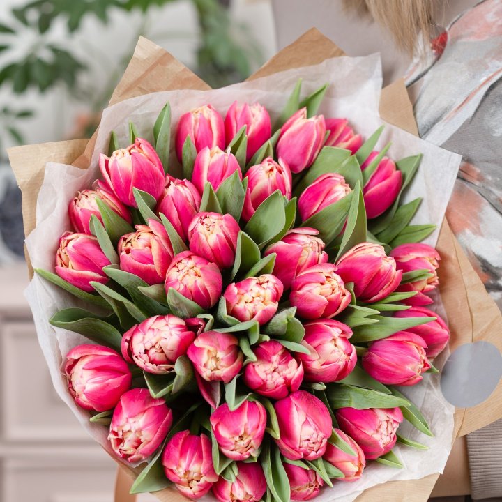 Букет пионовидных тюльпанов в Мурманске
